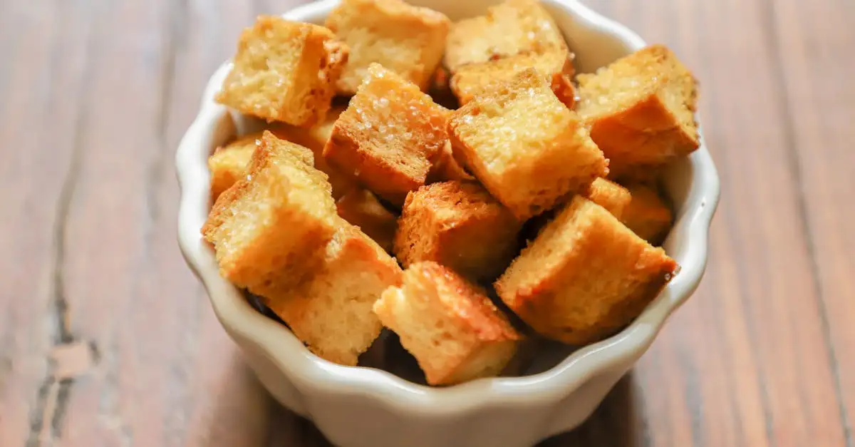 Croutons maken van oud brood
